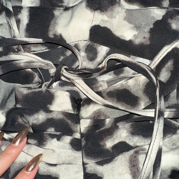 Leopard Print Double-Layered Dress - Picture 5 of 6